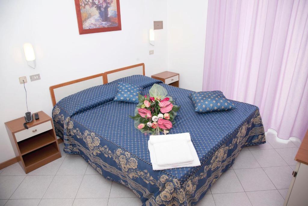 Hotel St. Raphael Ривадзурра Номер фото