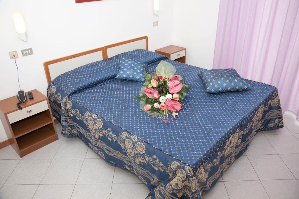 Hotel St. Raphael Ривадзурра Номер фото