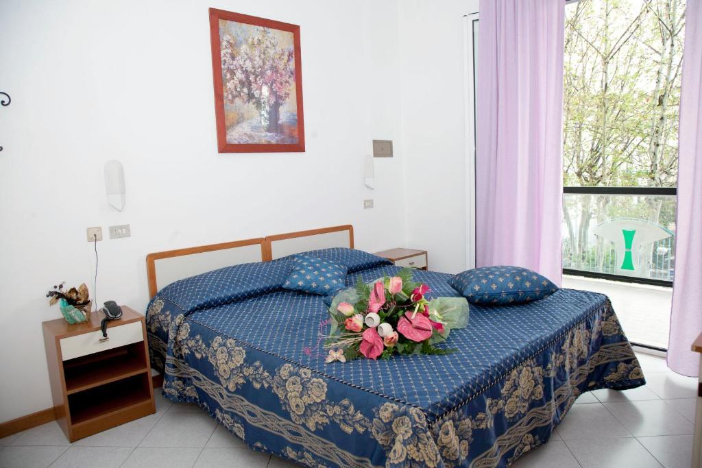 Hotel St. Raphael Ривадзурра Номер фото