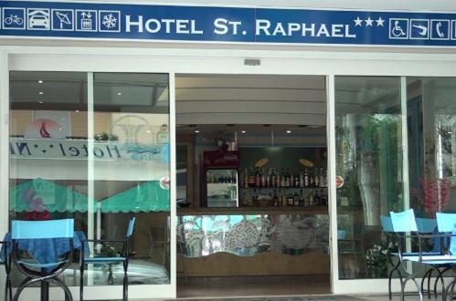 Hotel St. Raphael Ривадзурра Экстерьер фото